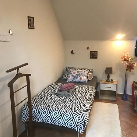 Erdey Apartman Barcs エクステリア 写真