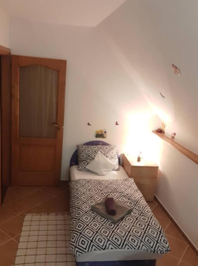 Erdey Apartman Barcs エクステリア 写真
